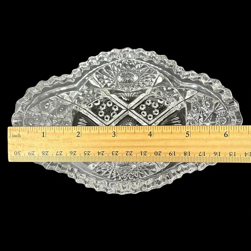 Vintage Imperial Glass Nucut EAPG Oval Nut Dish Sawtooth Pressed Glass‎ 6.5